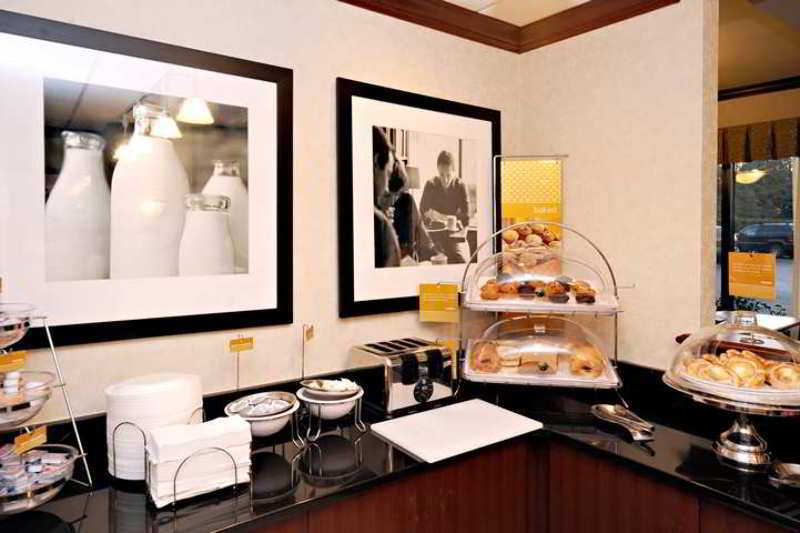Hampton Inn Atlanta-Cumberland Mall/Cobb Galleria Area Smyrna Restaurant photo